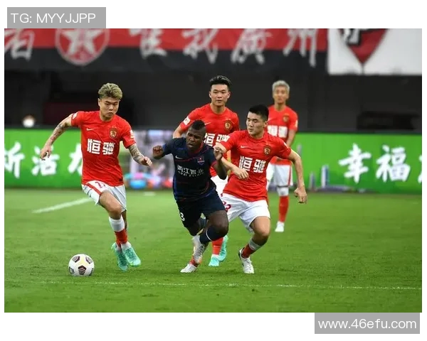 广州足球队在足球战术排行榜中荣获第五名引发广泛关注与讨论 广州足球队在足球战术排行榜中荣获第五名引发广泛关注与讨论