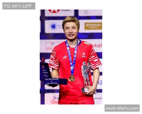 上海羽毛球队在世锦赛积分榜上以86分稳居第一名展现强劲实力