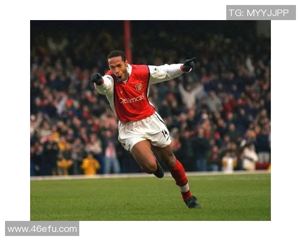 足球传奇亨利的辉煌历程与不屈精神的启示 足球传奇亨利的辉煌历程与不屈精神的启示