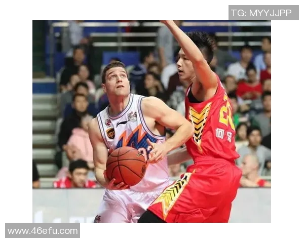 赛后分析:上海篮球队与深圳篮球队的实力对决与战术探讨